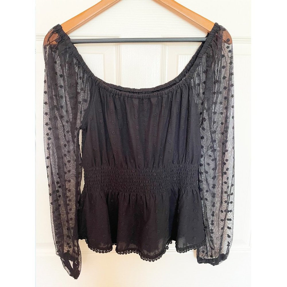 CUPCAKES AND CASHMERE Top Size S